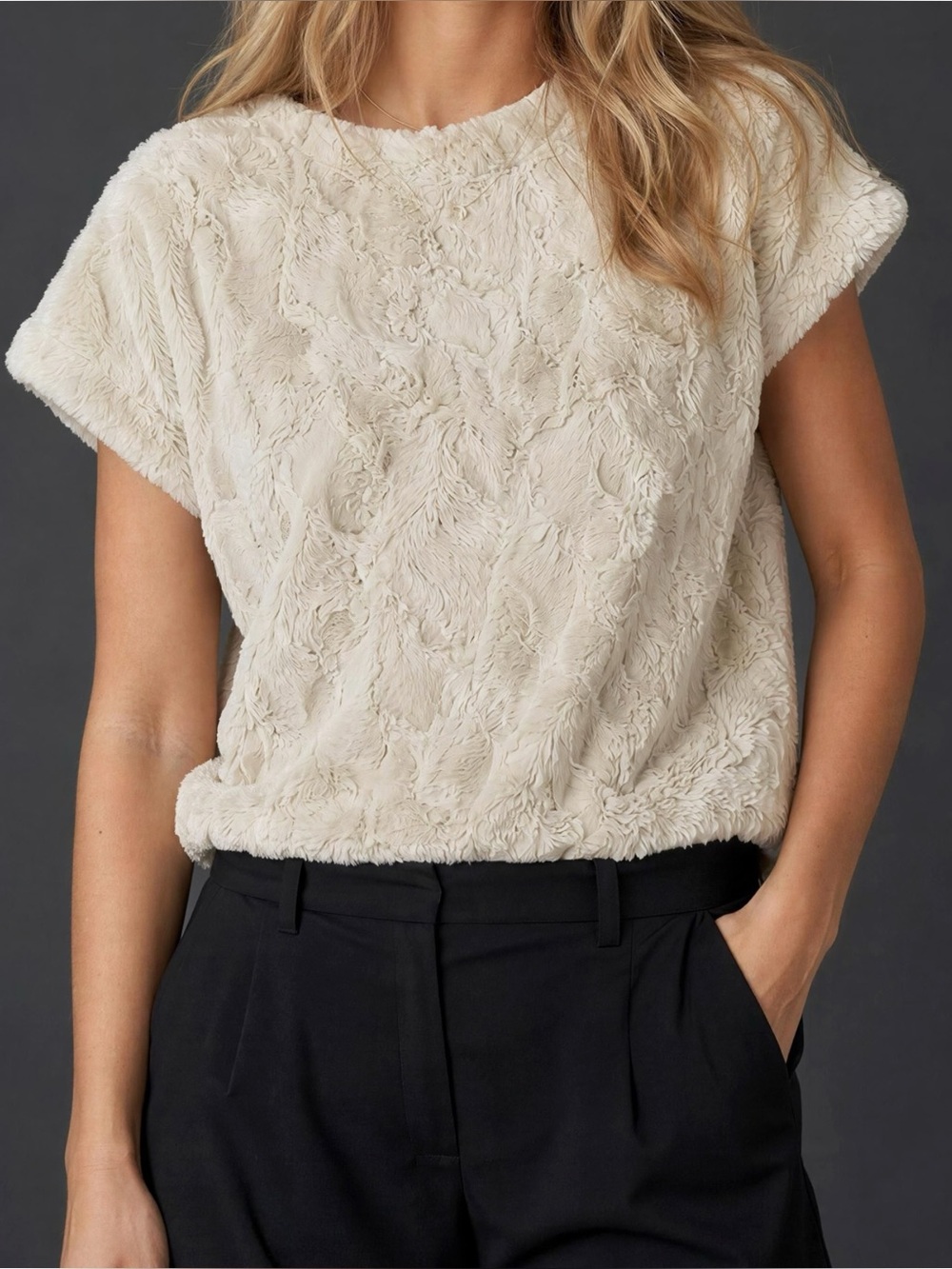 MAEVE x ANTHROPOLOGIE Faux Fur Tee, Cream, XL